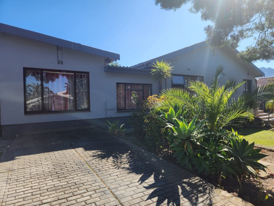 3 Bedroom Property for Sale in George South Western Cape